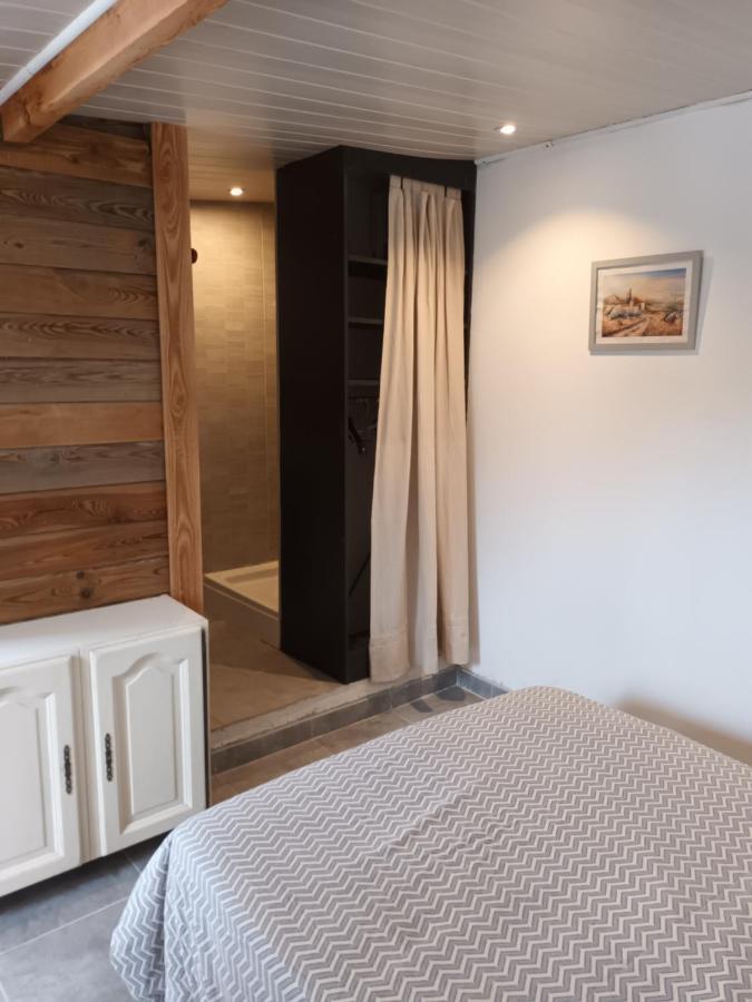 Chalet Banane Devant Piscine, A 6Km Du Festival De Piano De La Roque D'Antheron Rognes Buitenkant foto